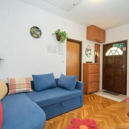 Natasa- One Bedroom With Balcony A1 - St *