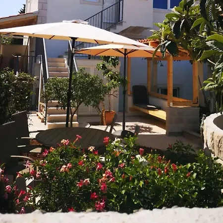 Natasa- One Bedroom With Balcony A1 - St