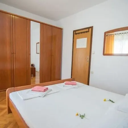 Natasa- One Bedroom With Balcony A1 - St